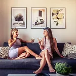 Smart & Living By Ambiente Apartment Bratislava