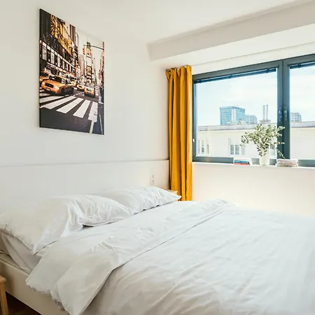 Smart & Living By Ambiente