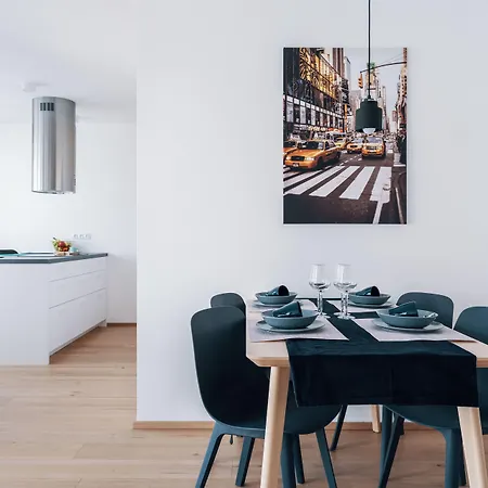 Smart & Living By Ambiente Апартаменти *