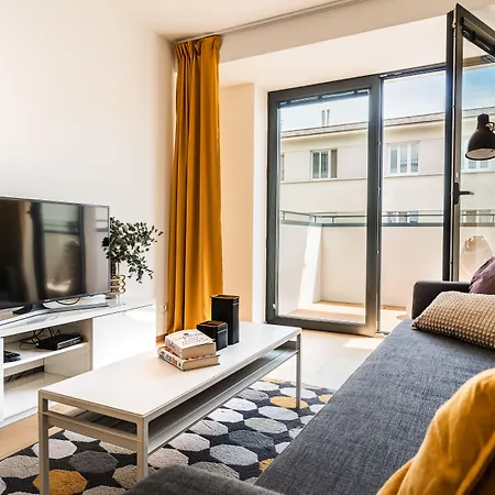 Smart & Living By Ambiente Апартаменти