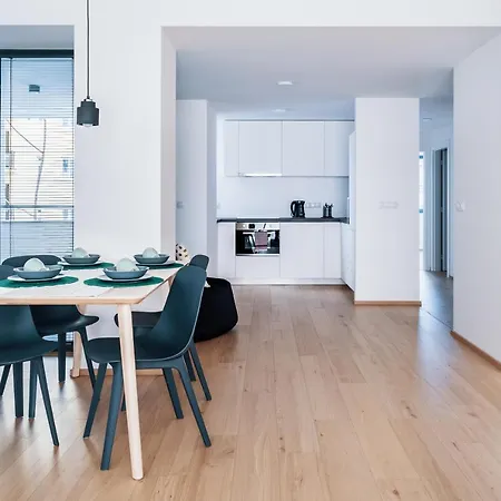 Smart & Living By Ambiente Apartment Pressburg