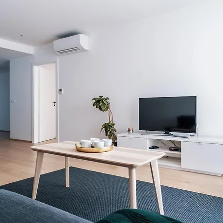 Smart & Living By Ambiente Apartment *