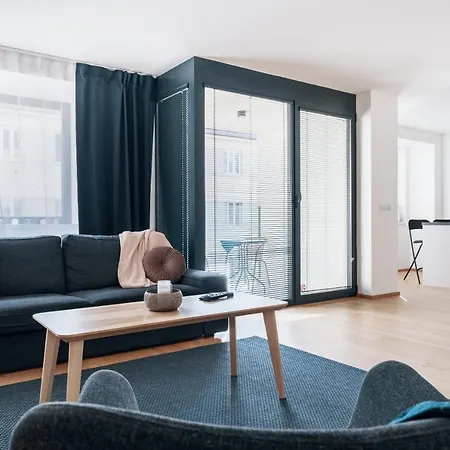 Smart & Living By Ambiente Apartment Bratislava