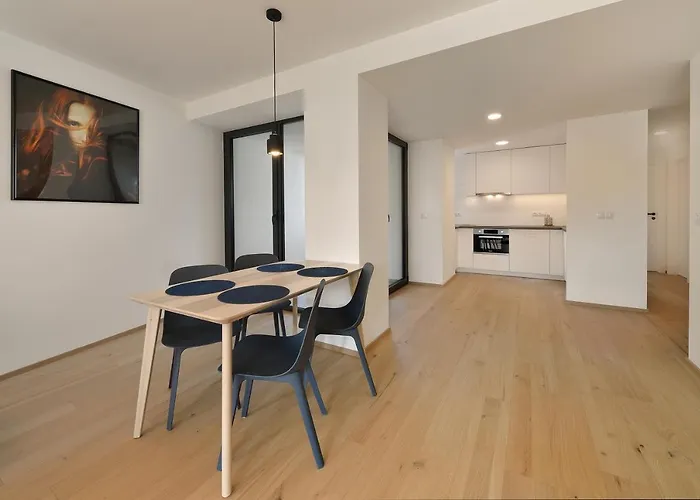 Smart & Living By Ambiente *